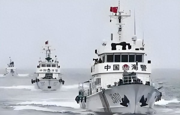 趣投顾 黄岩岛捷报传来，中方不再手下留情，十余艘菲律宾公务船，全被中国海警驱离
